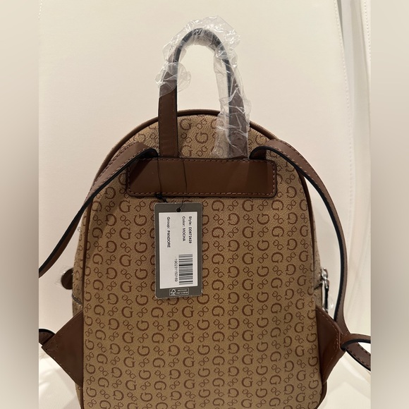 NEW GUESS Women's Logo Print Small
Backpack Bag Handbag Purse - Picture 2 of 3